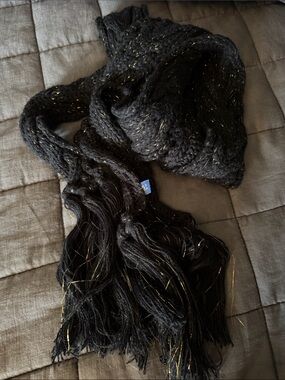 Navy Blue Knit Scarf with Gold Metallic Thread